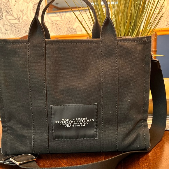 Marc Jacobs Black Canvas The Tote Bag with White Logo - Picture 5 of 9